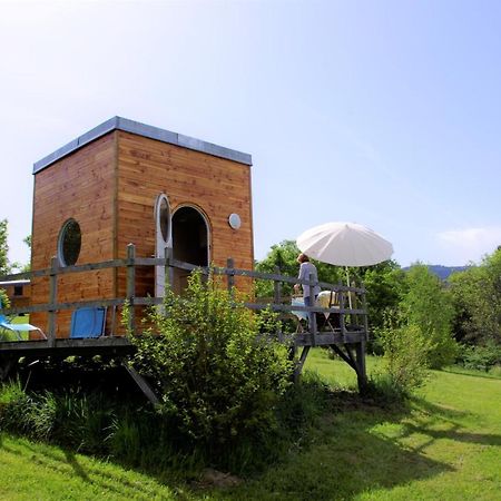 Les Roulottes Et Cabanes Du Livradois Konuk evi Cunlhat Dış mekan fotoğraf